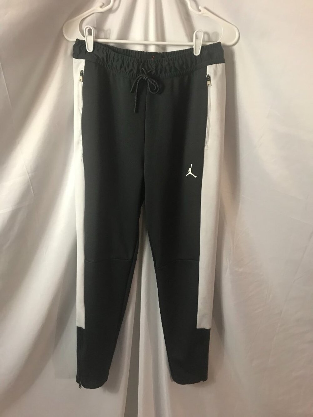 Jordan Two-Tone Gray/White Activewear Athletic Sport Cut Jogging Workout Pants